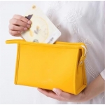 کیف آرایشی مسافرتی ضد آب قابل شستشو (زرد)